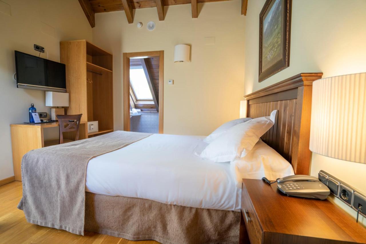 Hotel & Restaurante Pena Arrós المظهر الخارجي الصورة